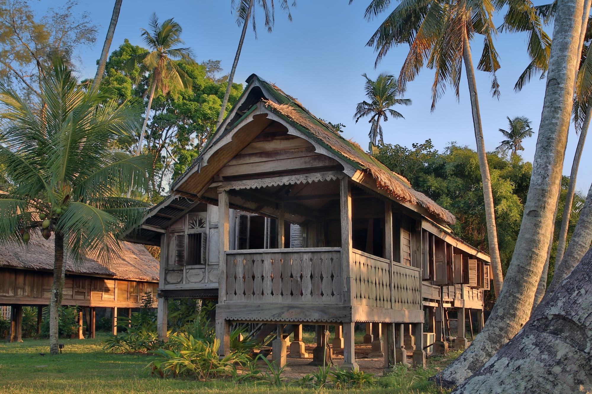 Bon Ton Antique Wooden Villas Pantai Cenang  Eksteriør bilde