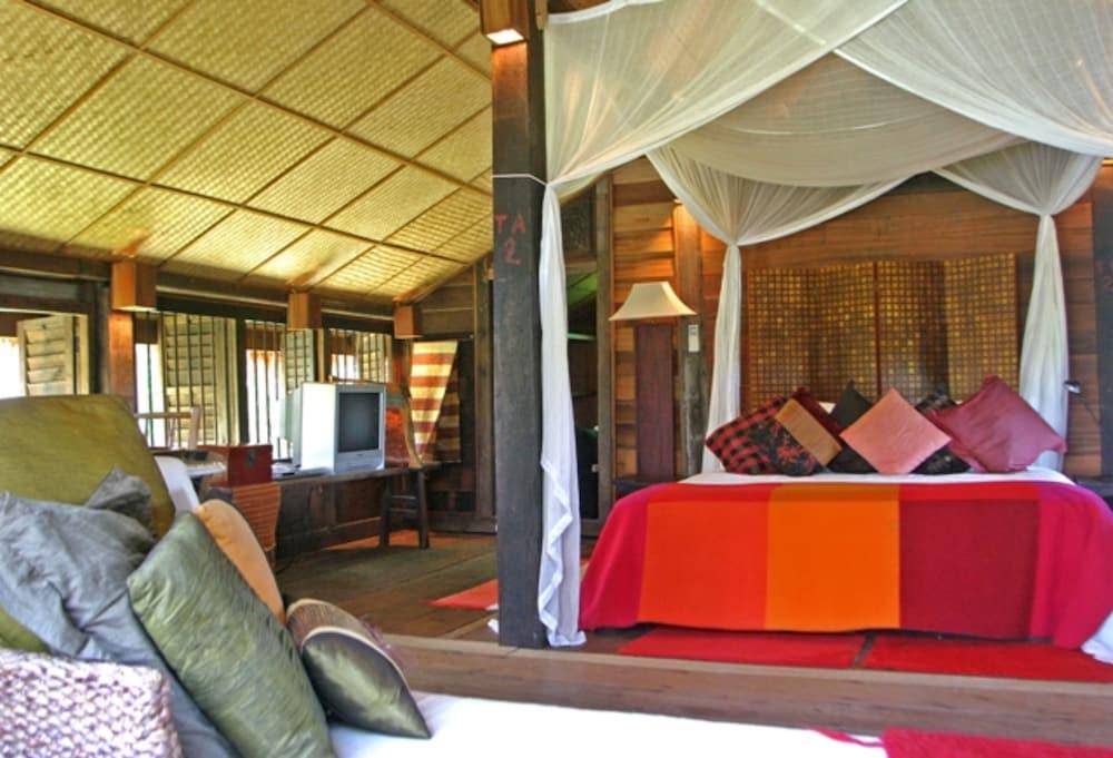 Bon Ton Antique Wooden Villas Pantai Cenang  Eksteriør bilde