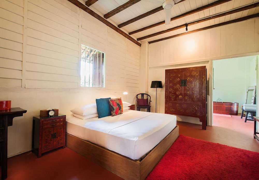 Bon Ton Antique Wooden Villas Pantai Cenang  Eksteriør bilde
