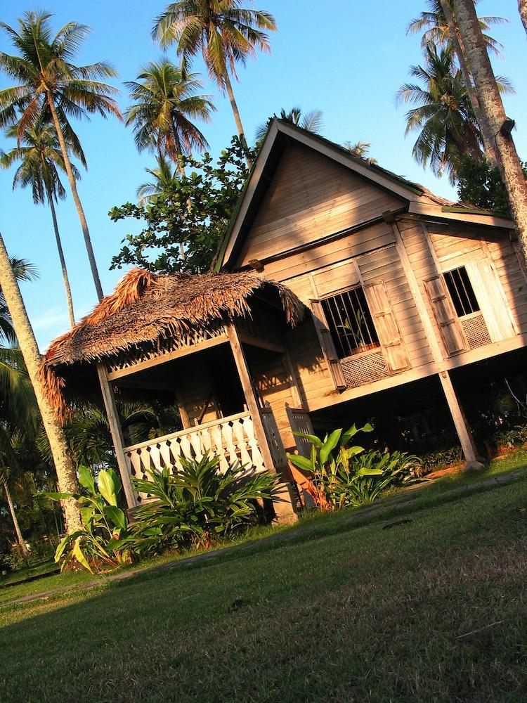 Bon Ton Antique Wooden Villas Pantai Cenang  Eksteriør bilde