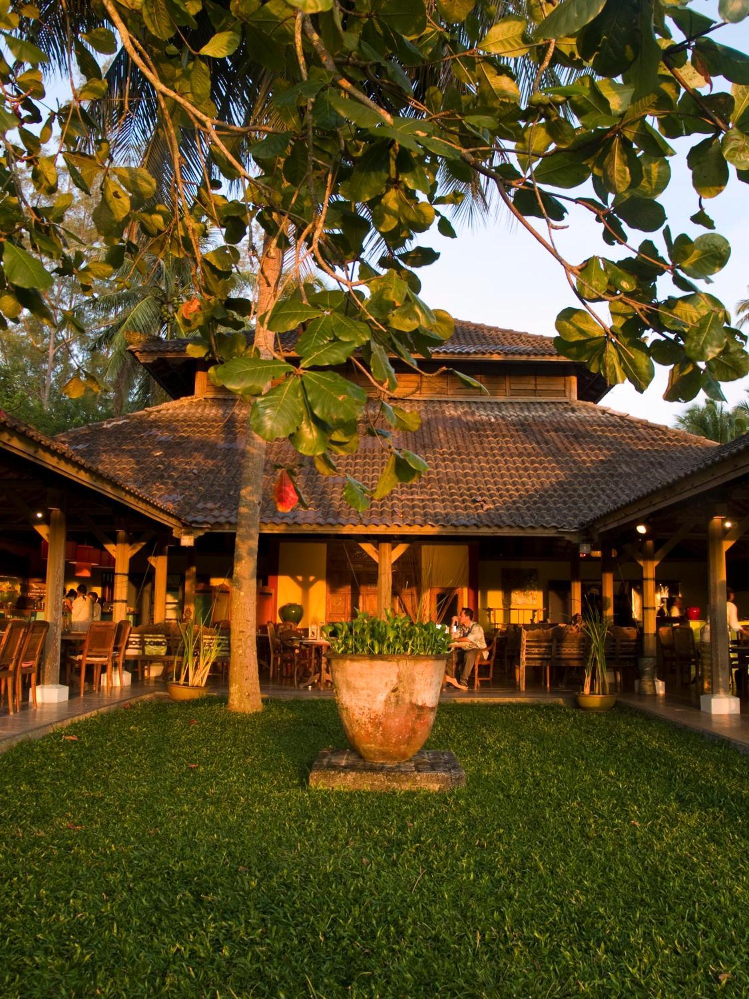 Bon Ton Antique Wooden Villas Pantai Cenang  Eksteriør bilde