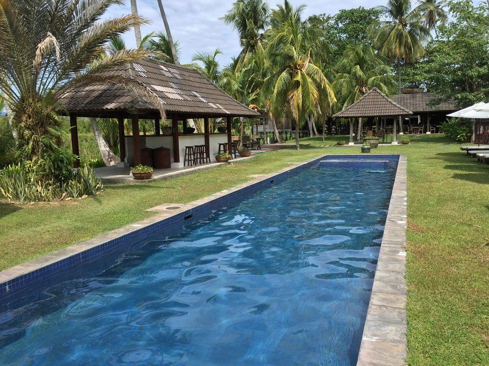 Bon Ton Antique Wooden Villas Pantai Cenang  Eksteriør bilde